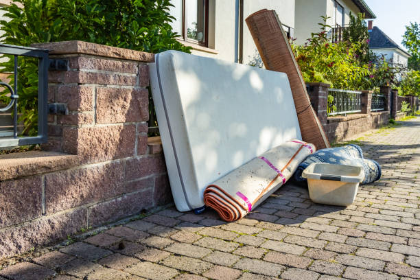 Best Yard Cleanup Services  in Glasgow, VA